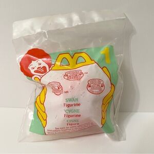 VTG 1996 McDonald’s Happy Meal Toy Littlest Pet Shop Swan Figurine NIB